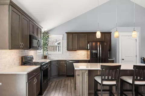 Kitchen - 1633 11th Pl, Hobart, IN 46342 photo 5 of 5