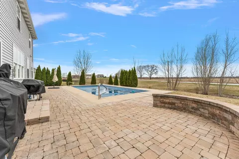 8354 Willow Haven Dr, Saint John, IN 46373 photo 6