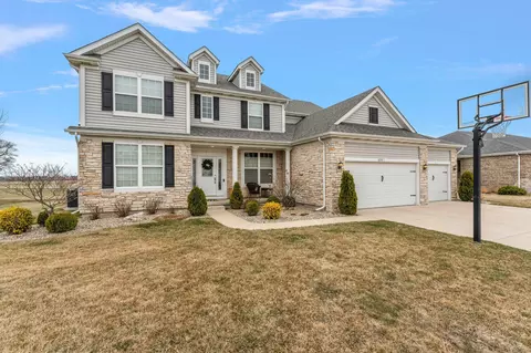 8354 Willow Haven Dr, Saint John, IN 46373 photo 2