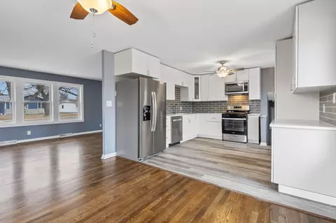 822 Oday Dr, Griffith, IN 46319 photo 12