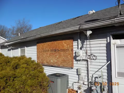 Exterior - 2701 W 41st Ave, Gary, IN 46408 photo 3 of 3