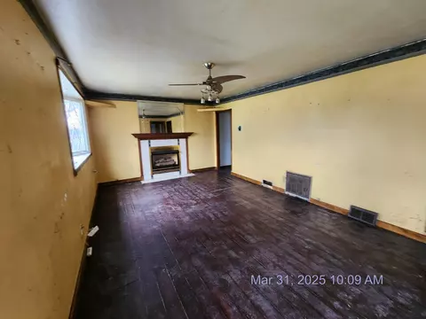 Living - 2701 W 41st Ave, Gary, IN 46408 photo 1 of 1