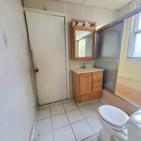 1327 Roosevelt St, Gary, IN 46404 photo 13