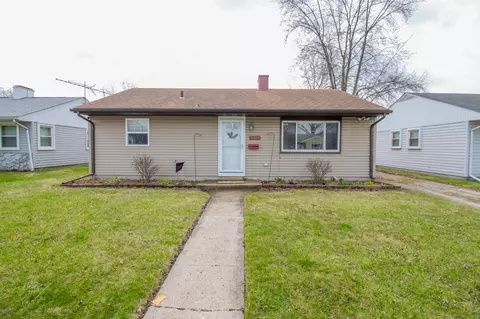 2524 Wicker Park Dr, Highland, IN 46322