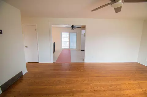 716 N Ernest St, Griffith, IN 46319 photo 3