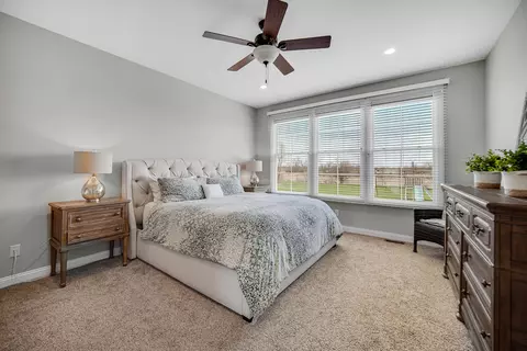 Bedroom - 9757 Garden Way, Saint John, IN 46373 photo 1 of 7