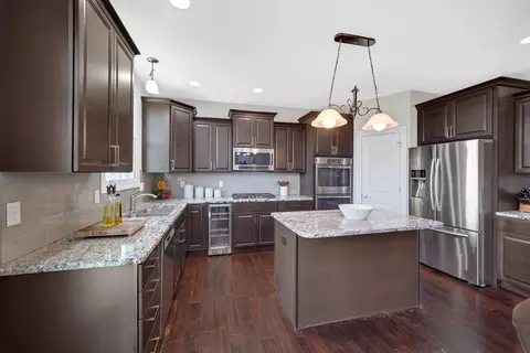 Kitchen - 9757 Garden Way, Saint John, IN 46373 photo 1 of 5