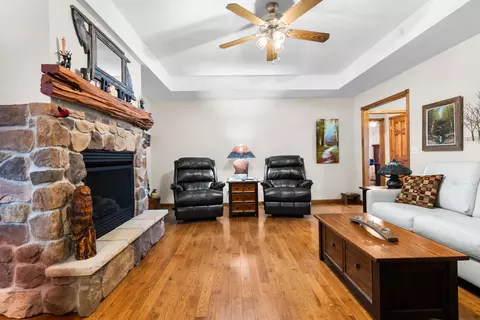 Living - 336 Juniper St, De Motte, IN 46310 photo 2 of 2