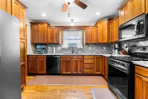 Kitchen - 336 Juniper St, De Motte, IN 46310 photo 1 of 3