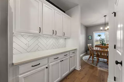 8282 Morning Crest Ct, Saint John, IN 46373 photo 7