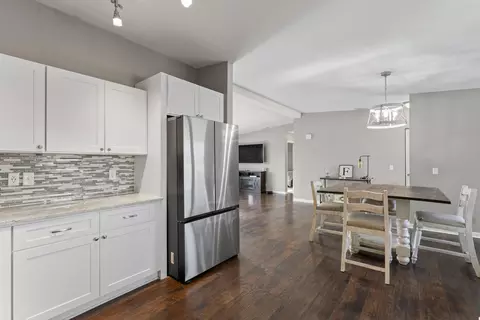 2951 E 101st Ave, Crown Point, IN 46307 photo 9
