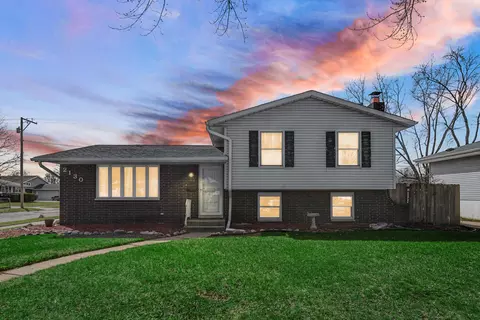 2130 Martha St, Highland, IN 46322