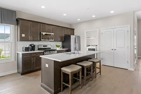 Kitchen - 10528 Black Opal Ln, Dyer, IN 46311 photo 2 of 2