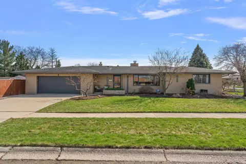 8205 Monroe Ave, Munster, IN 46321 photo 2
