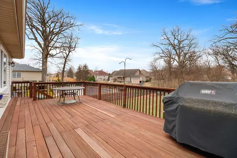 Exterior - 231 E 125th Ave, Crown Point, IN 46307 photo 3 of 5