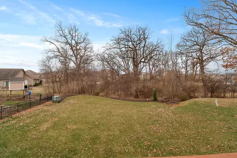 Exterior - 231 E 125th Ave, Crown Point, IN 46307 photo 5 of 5