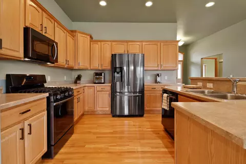 Kitchen - 231 E 125th Ave, Crown Point, IN 46307 photo 2 of 2