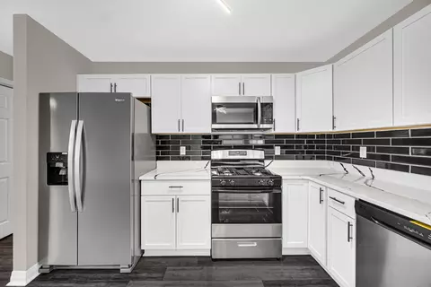 4407 W 24th Pl, Gary, IN 46404 photo 7