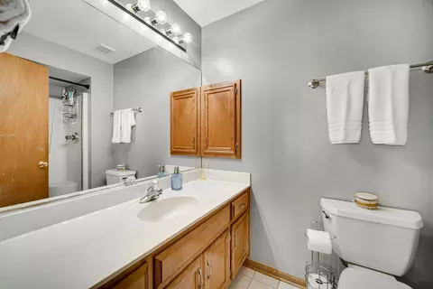 881 Robin Ct, Dyer, IN 46311 photo 17