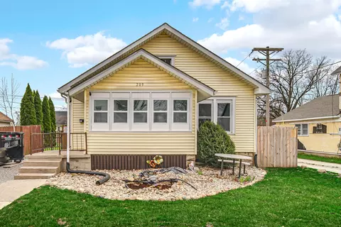 209 Lincoln St, Rensselaer, IN 47978
