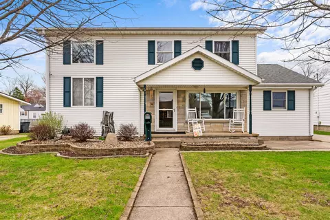 617 S Dean Pl, Rensselaer, IN 47978