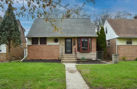 7530 Howard Ave, Hammond, IN 46324