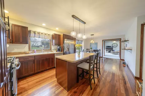 Kitchen - 210 Elizabeth Dr, Crown Point, IN 46307 photo 1 of 3