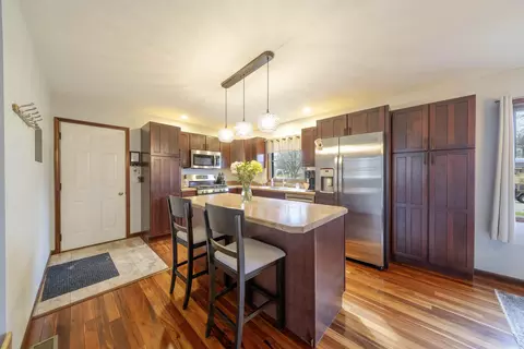 Kitchen - 210 Elizabeth Dr, Crown Point, IN 46307 photo 2 of 3