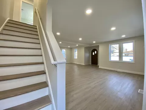 Living - 1448 John St, Whiting, IN 46394 photo 2 of 3