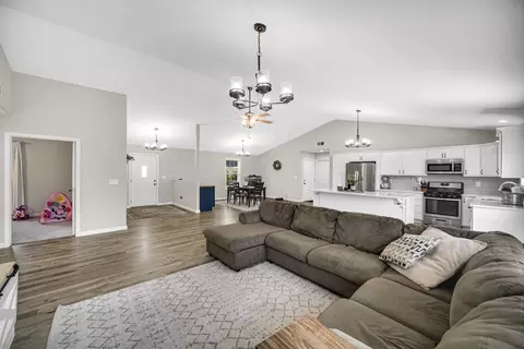 10551 Turkey Run, Wheatfield, IN 46392 photo 5
