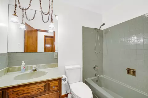 1123 E Miller St, Griffith, IN 46319 photo 16