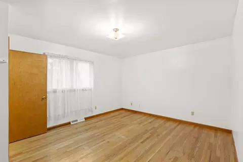 3705 Manor Dr, Highland, IN 46322 photo 17