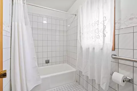 3705 Manor Dr, Highland, IN 46322 photo 15