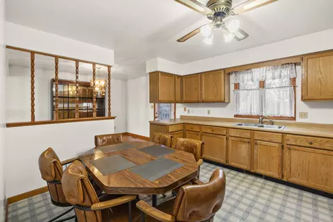 3705 Manor Dr, Highland, IN 46322 photo 13