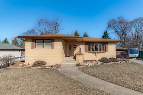 318 W 38th Ct, Griffith, IN 46319 photo 1