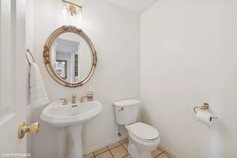 476 Eagle Nest Dr, Chesterton, IN 46304 photo 8
