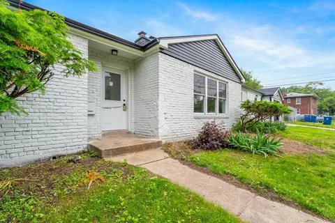 Exterior - 830 W 39th Ave, Gary, IN 46408 photo 3 of 12