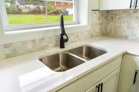 Kitchen - 830 W 39th Ave, Gary, IN 46408 photo 4 of 5