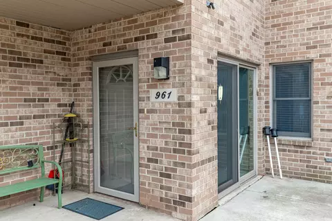 Exterior - 961 Cedar Dr, Crown Point, IN 46307 photo 1 of 4