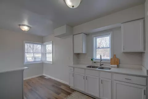 4212 E 11th Pl, Gary, IN 46403 photo 16
