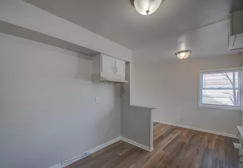 4212 E 11th Pl, Gary, IN 46403 photo 18