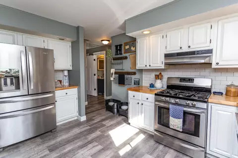 Kitchen - 665 S 150, Kouts, IN 46347 photo 3 of 3