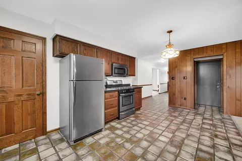1148 Thicket Ln, Munster, IN 46321 photo 8
