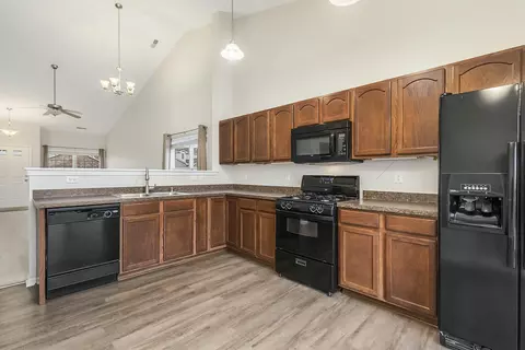 Kitchen - 7519 E 112th Ave, Crown Point, IN 46307 photo 2 of 2