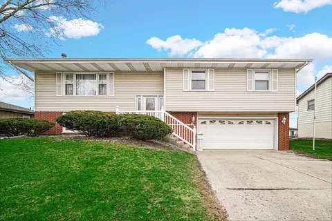 823 Harrison Pl, Dyer, IN 46311 photo 1