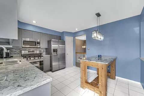 823 Harrison Pl, Dyer, IN 46311 photo 8