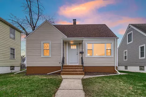 3014 Kenwood St, Hammond, IN 46323