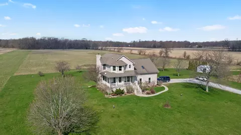 56803 Tulip Rd, New Carlisle, IN 46552