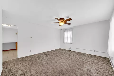 7906 Walnut Ave, Hammond, IN 46324 photo 4