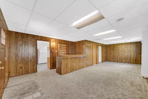 7906 Walnut Ave, Hammond, IN 46324 photo 17